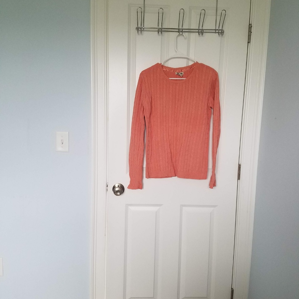 Very Cozy Peach color sweater XL. - Picture 2 of 4